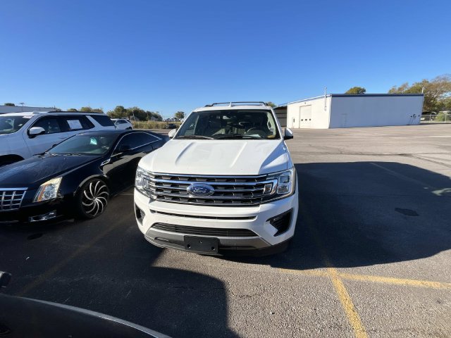 Used 2020 Ford Expedition XLT w/ Equipment Group 202A RWD image 7