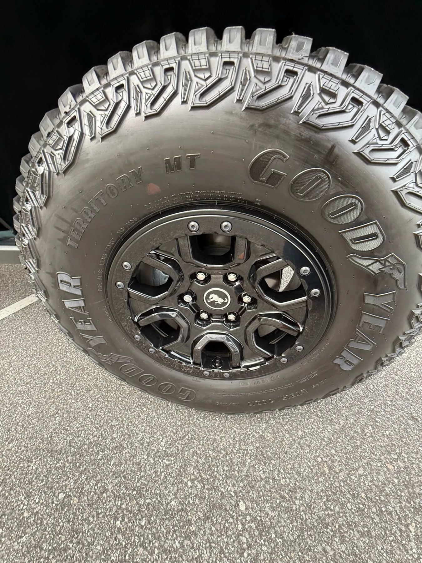 Used 2021 Ford Bronco First Edition AWD/4WD image 32