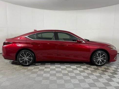 New 2025 Lexus ES 350 w/ Premium Package image 10