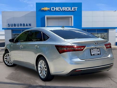 Used 2018 Toyota Avalon Limited FWD image 11