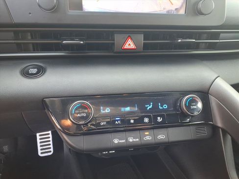 Used 2026 Hyundai Elantra Sport FWD image 11