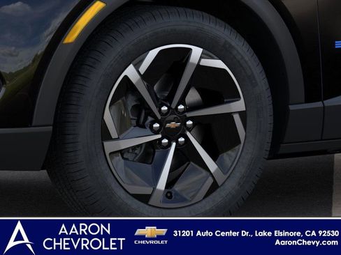 New 2026 Chevrolet Equinox EV LT image 9