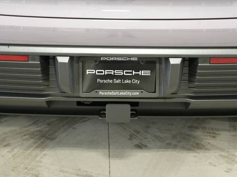 Certified 2025 Porsche Macan Electric RWD image 36