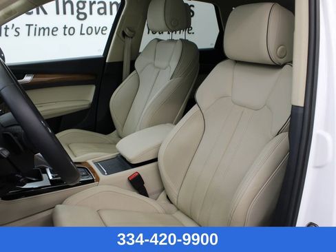 Used 2021 Audi Q5 Prestige w/ Prestige Package image 15