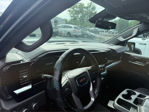 Used 2025 GMC Sierra 1500 Elevation RWD image 3