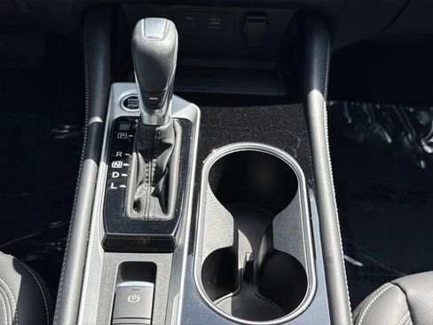 Used 2023 Nissan Altima 2.5 SL FWD image 13