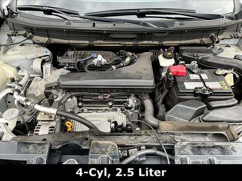Used 2016 Nissan Rogue S AWD/4WD image 26