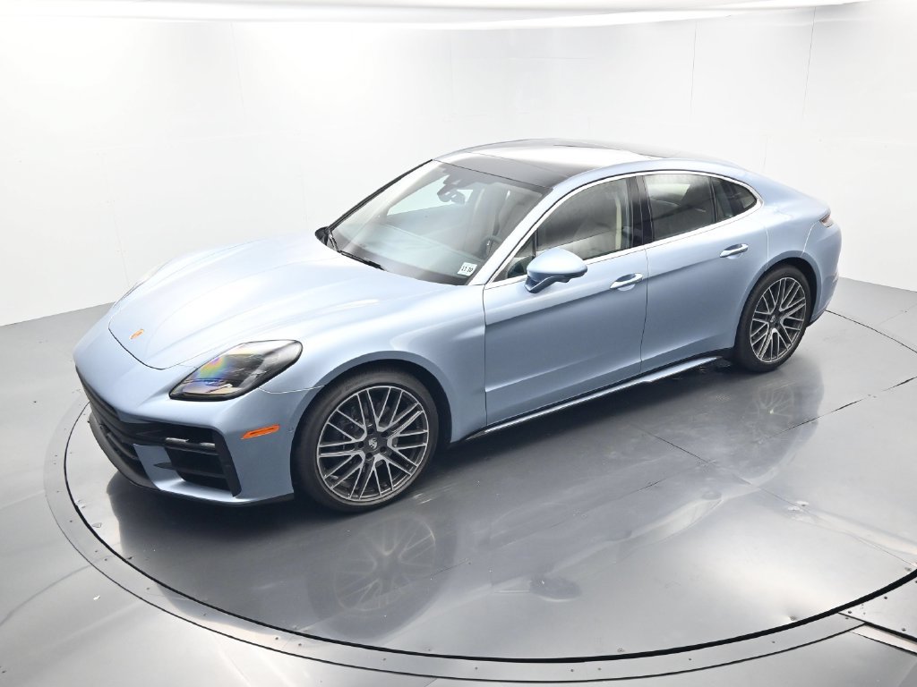 Certified 2026 Porsche Panamera RWD image 32