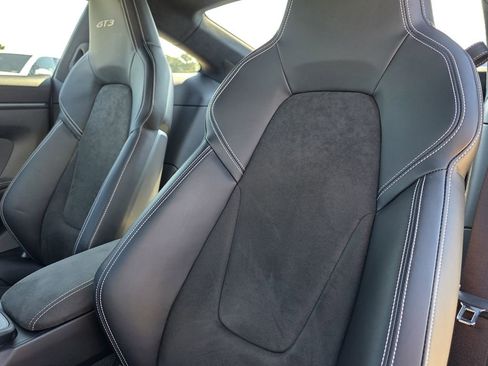 Used 2022 Porsche 911 GT3 image 5