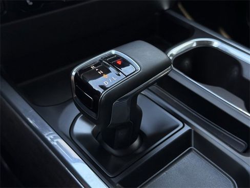 Used 2023 Chevrolet Silverado 1500 LTZ image 20