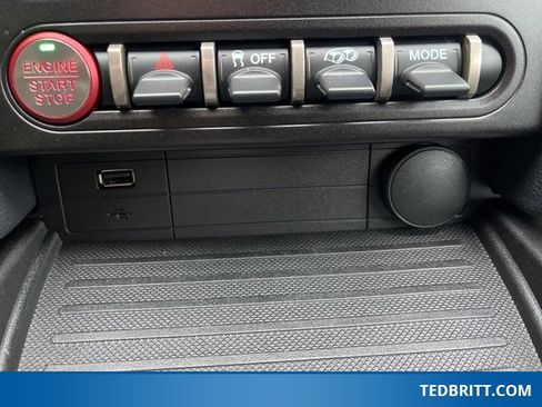 Used 2021 Ford Mustang Shelby GT500 w/ Technology Package image 28