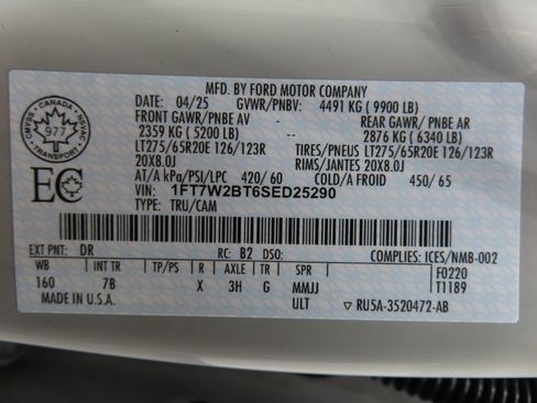 Used 2025 Ford F250 Platinum w/ FX4 Off-Road Package image 83