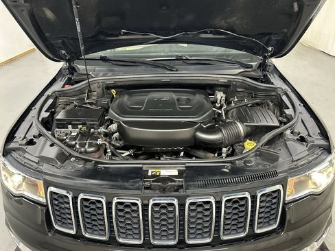 Used 2021 Jeep Grand Cherokee Limited w/ Sun & Sound Group AWD/4WD image 25
