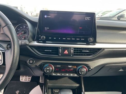 Certified 2022 Kia Forte GT-Line image 17