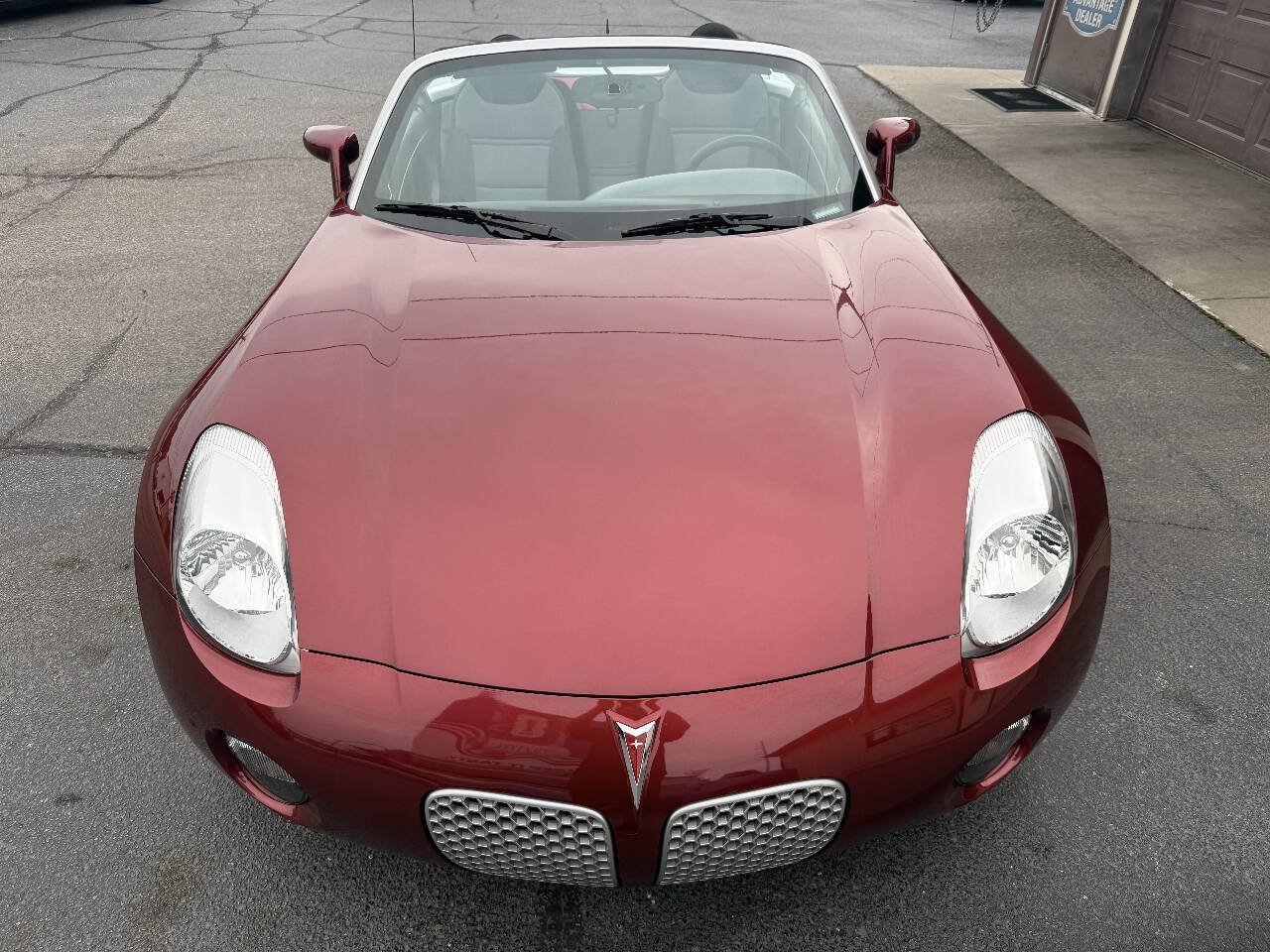 Used 2009 Pontiac Solstice Convertible w/ Preferred Package RWD image 12