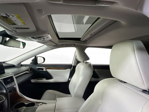 Used 2021 Lexus RX 350L Premium w/ Premium Package image 21