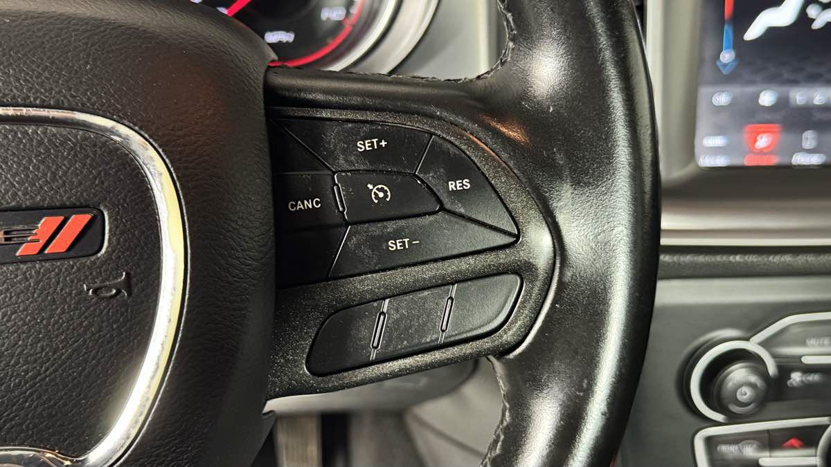 Used 2023 Dodge Charger SXT RWD image 16