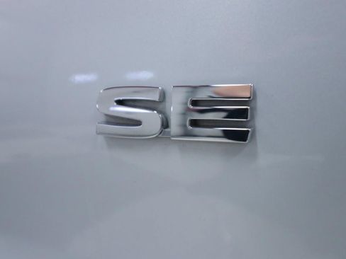 Used 2024 Mitsubishi Outlander SE image 34