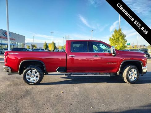 Used 2022 Chevrolet Silverado 3500 LTZ w/ LTZ Premium Package image 9