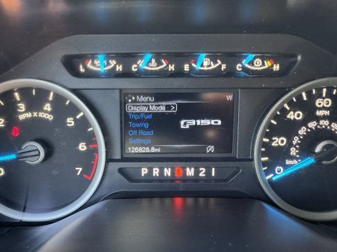 Used 2017 Ford F150 XLT w/ Equipment Group 302A Luxury RWD image 26