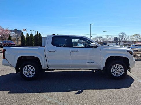 New 2026 Toyota Tacoma SR5 image 24