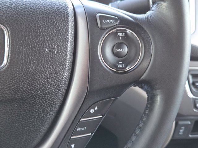 Used 2017 Honda Ridgeline RTL-T image 17