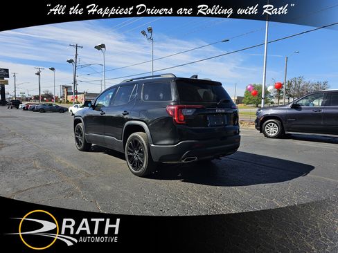 Used 2023 GMC Acadia SLE w/ Driver Convenience Package image 8