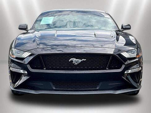 Used 2022 Ford Mustang GT RWD image 2