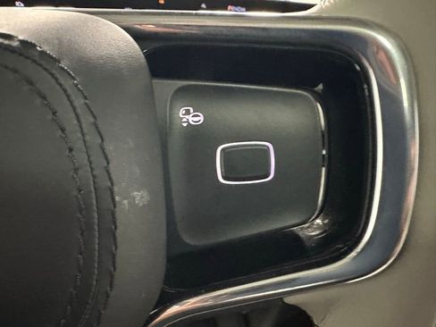 Used 2025 Lincoln Navigator Reserve image 20