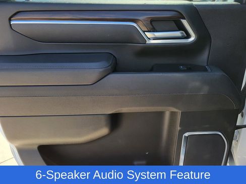 Used 2025 GMC Sierra 2500 SLT w/ SLT Convenience Package image 13