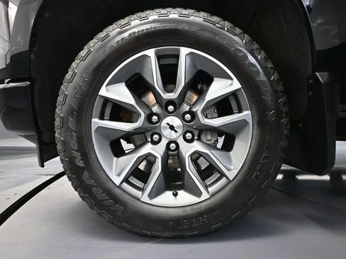 Used 2024 Chevrolet Silverado 1500 RST AWD/4WD image 20