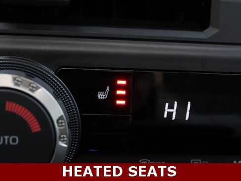 Used 2025 Toyota Tacoma Limited image 14