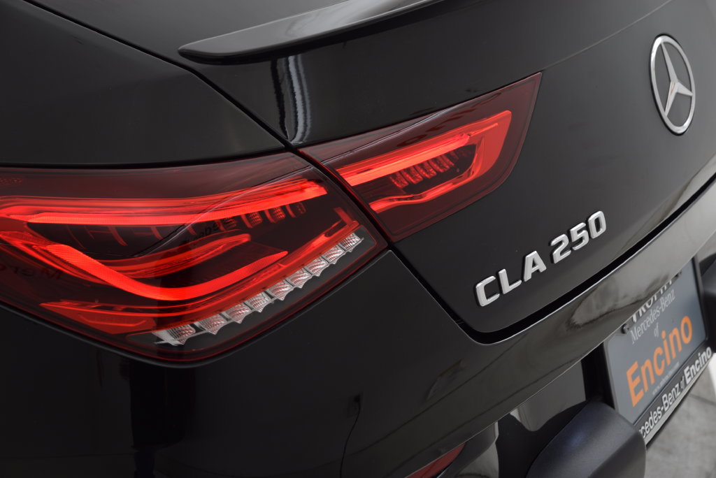 Used 2023 Mercedes-Benz CLA 250 image 13