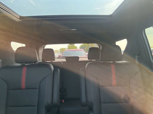 New 2026 Chevrolet Traverse RS w/ LPO, Floor Liner Package image 20