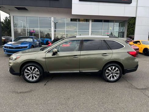 Used 2018 Subaru Outback 2.5i Touring w/ Popular Package #3 image 4