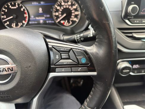 Used 2019 Nissan Altima 2.5 SV FWD image 31