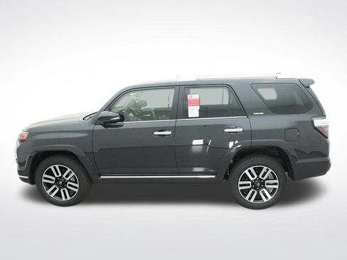 Used 2024 Toyota 4Runner Limited AWD/4WD image 4