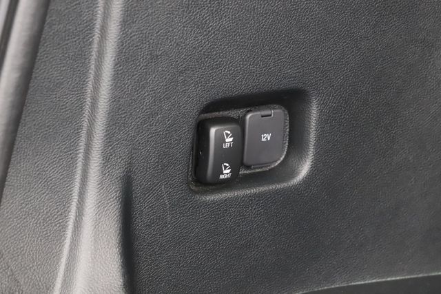 Used 2020 Ford Edge ST-Line w/ Cold Weather Package AWD/4WD image 7