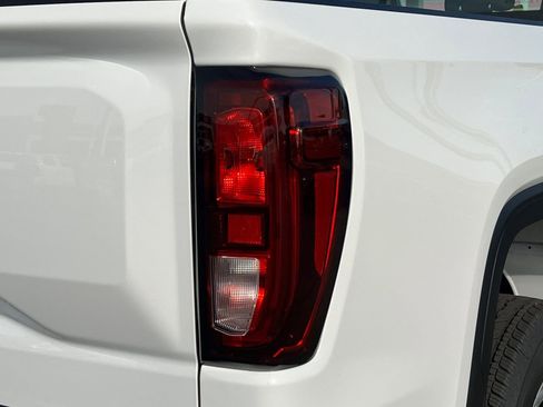 New 2026 GMC Sierra 1500 Pro image 7