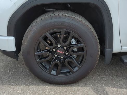 Certified 2026 GMC Sierra 1500 Elevation AWD/4WD image 24