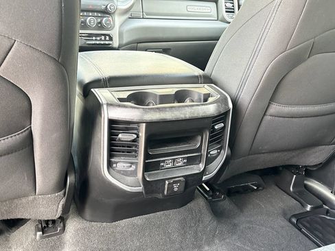 Used 2022 RAM 1500 Big Horn AWD/4WD image 19