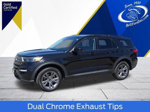 Certified 2023 Ford Explorer XLT w/ Equipment Group 202A AWD/4WD image 9