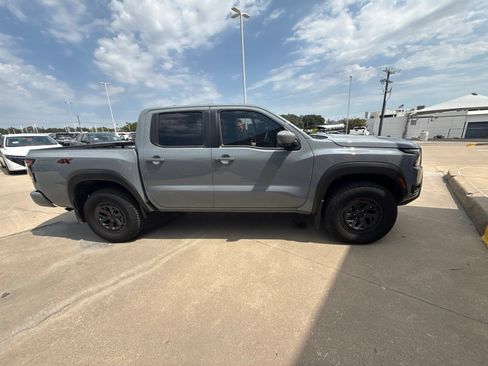 Used 2026 Nissan Frontier PRO-4X w/ Pro-4x Convenience Package AWD/4WD image 3
