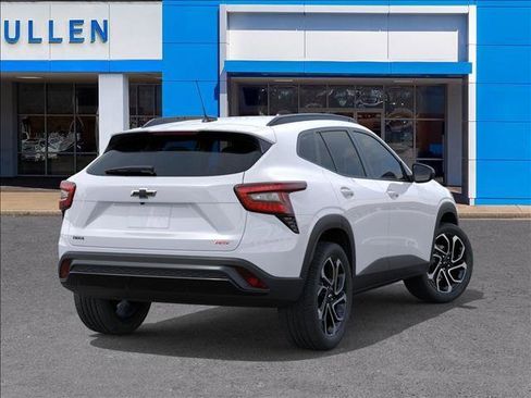 New 2026 Chevrolet Trax RS w/ Driver Confidence Package image 4