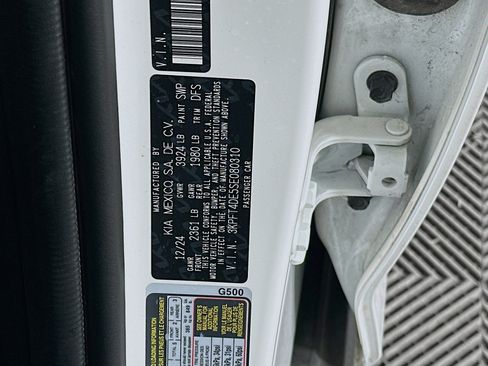 Used 2025 Kia K4 FWD image 12