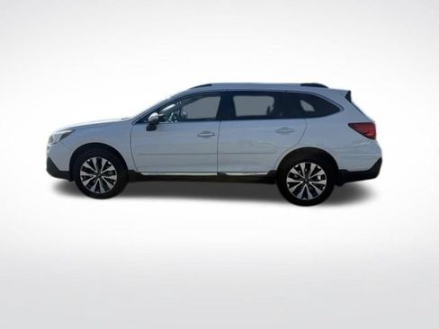 Used 2019 Subaru Outback 2.5i Touring AWD/4WD image 8