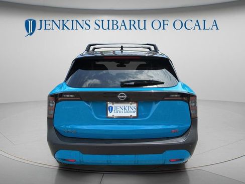 Used 2025 Nissan Kicks SR FWD image 4