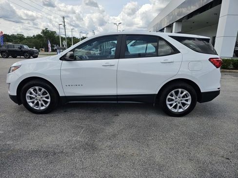 Certified 2021 Chevrolet Equinox LS image 2