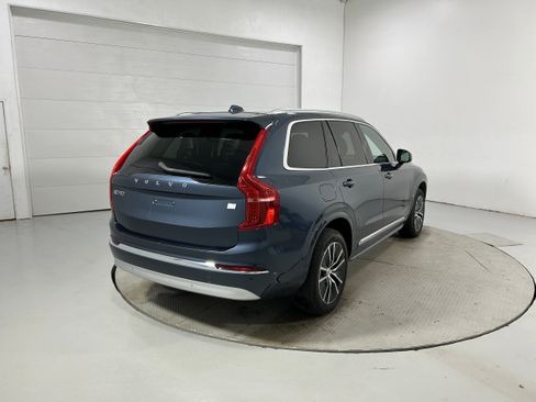 Used 2022 Volvo XC90 T8 Inscription Expression AWD/4WD image 38