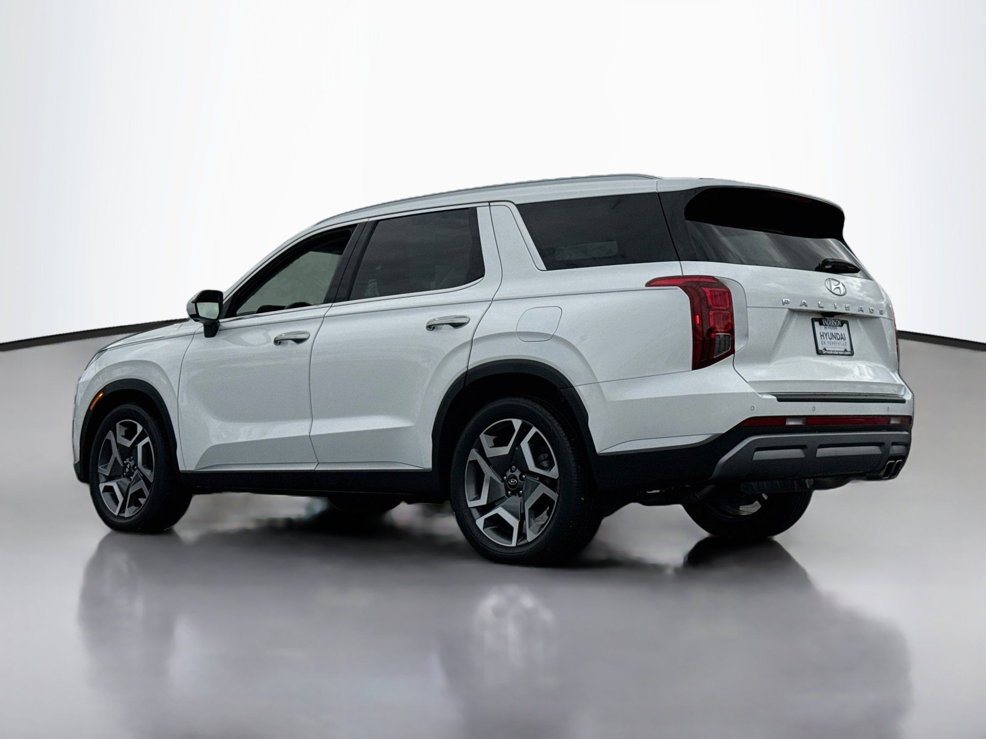 Used 2024 Hyundai Palisade SEL w/ Premium Package FWD image 5